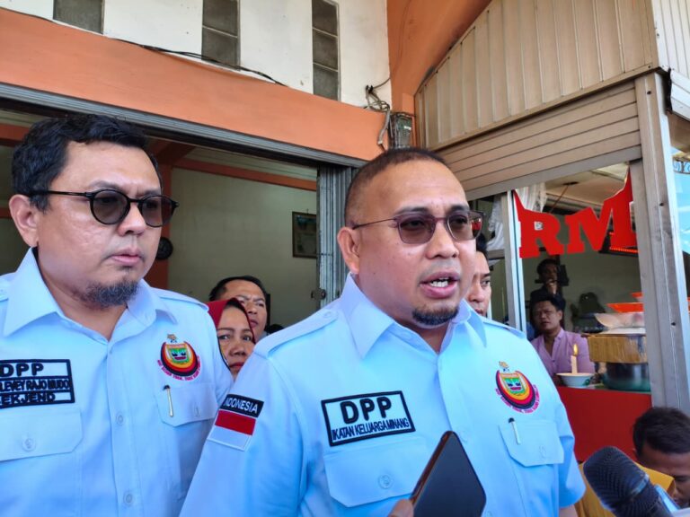 Bantu Warga Minang Terdampak Banjir di Bali, Braditi Moulevey Rajo Mudo: Kami juga Ajak IKMS Gabung dan Berkolaborasi dengan IKM