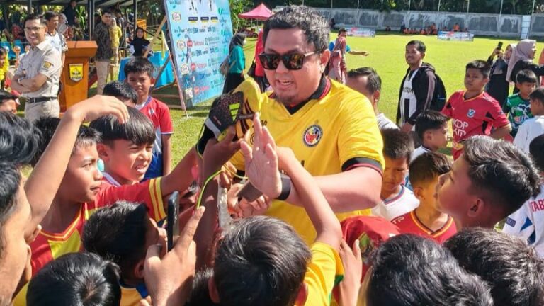 Sekjen DPP IKM, Braditi Moulevey Ditunjuk jadi Komisaris Semen Padang FC