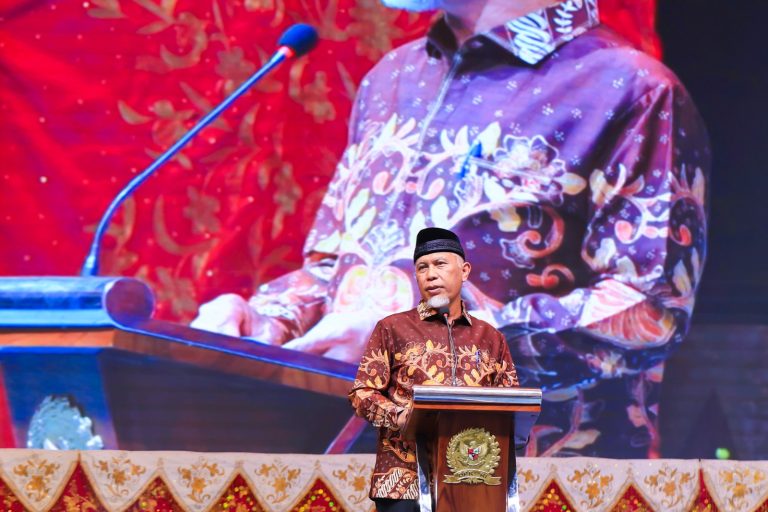 Gubernur Sumbar Mahyeldi Ansharullah: IKM Jadi Kekuatan Strategis Pembangunan Daerah